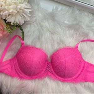 Victoria’s Secret Bombshell Bra size 38B